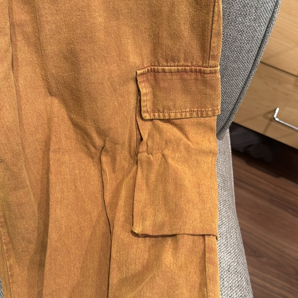 ee:some Women's khaki cargo trousers size Large - Picture 4 of 5